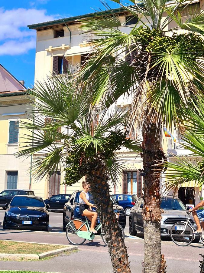 Suite Carducci Viareggio Buitenkant foto