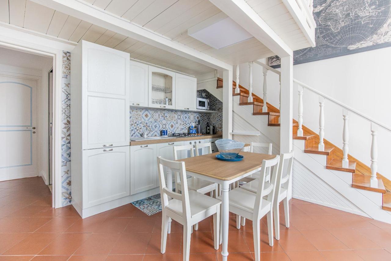 Suite Carducci Viareggio Buitenkant foto