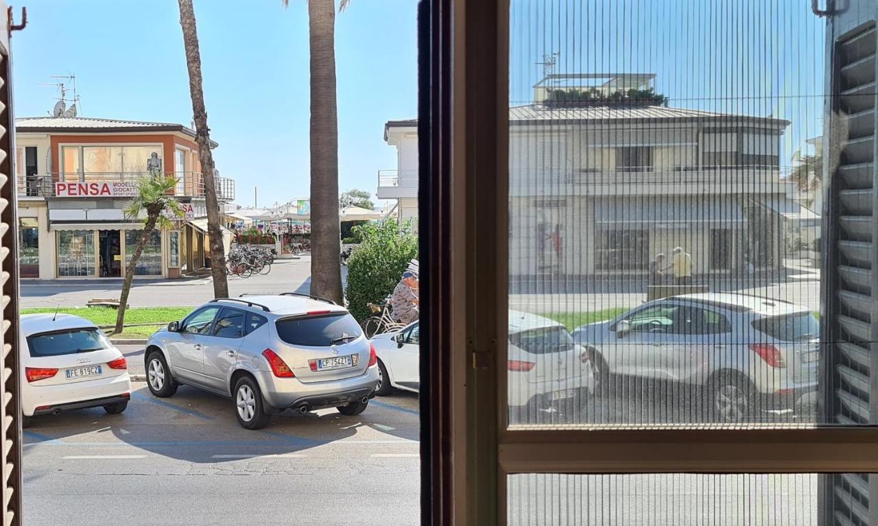 Suite Carducci Viareggio Buitenkant foto
