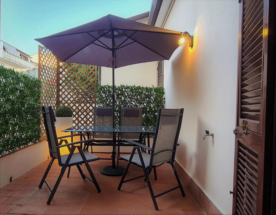 Suite Carducci Viareggio Buitenkant foto