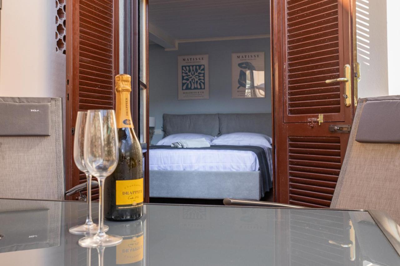 Suite Carducci Viareggio Buitenkant foto